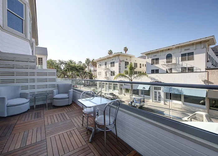 Glenmore Plaza Hotel